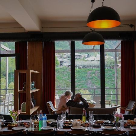 Отель Stancia Kazbegi Экстерьер фото